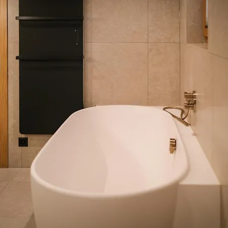 Mountain Paradise فندق زيرمات