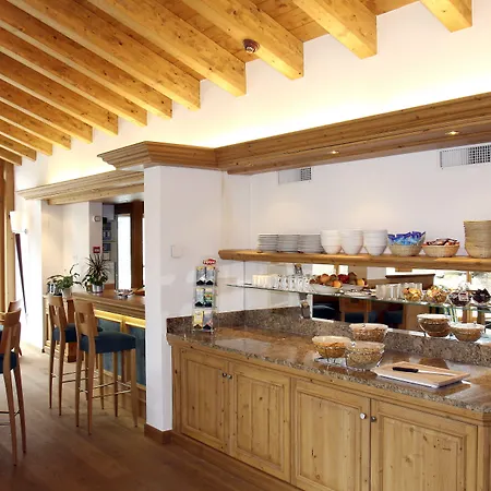 Mountain Paradise فندق 3*