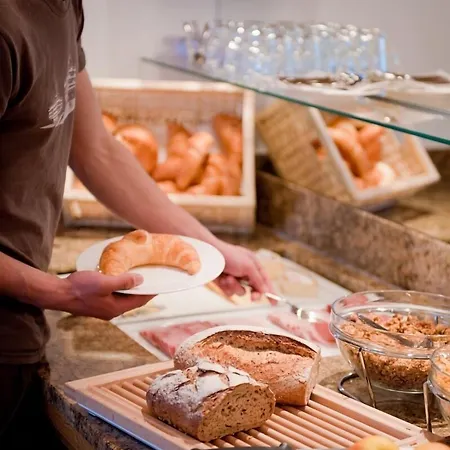 Mountain Paradise فندق