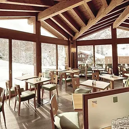Mountain Paradise Szálloda 3*