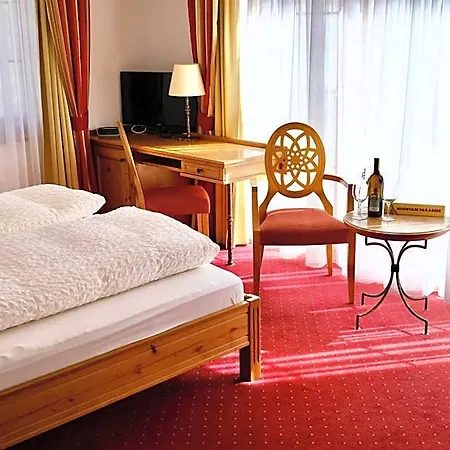 Mountain Paradise Szálloda 3*