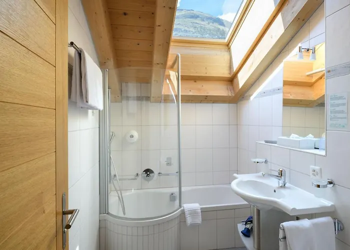 Mountain Paradise 3*