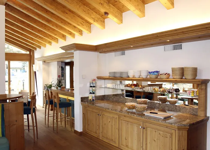 マウンテン パラダイス ホテル 3*