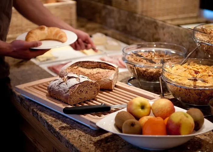 マウンテン パラダイス ホテル 3*