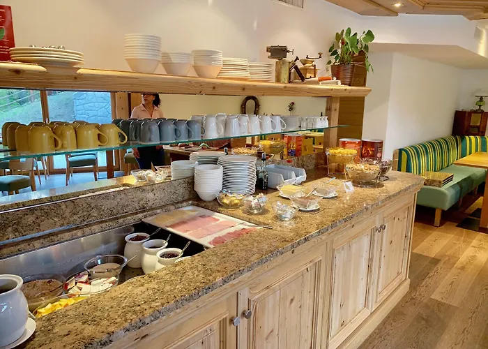 Mountain Paradise Hotel