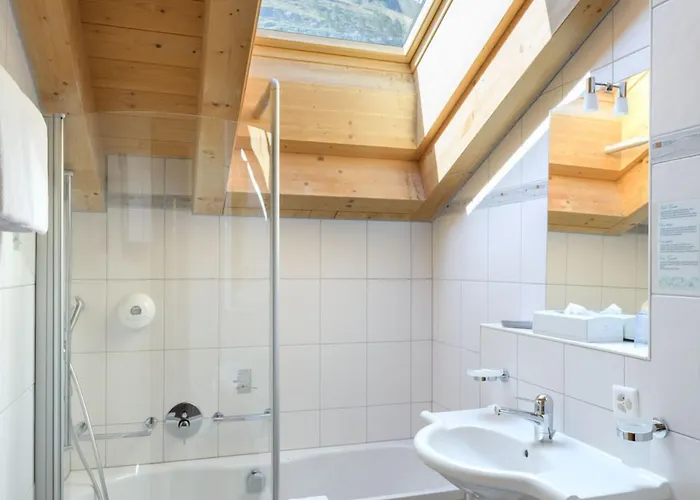 マウンテン パラダイス ホテル