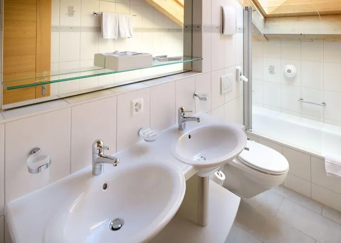 Mountain Paradise Hotel 3*