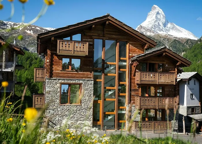 Mountain Paradise Hotell 3*