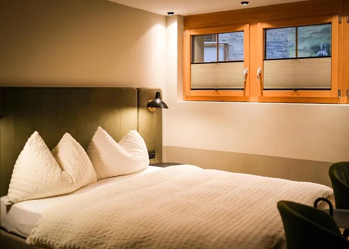 Mountain Paradise 3*